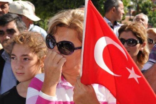 Tüm Türkiye 24 şehidi için ayakta - Resim 66