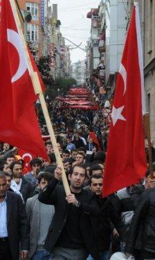 Tüm Türkiye 24 şehidi için ayakta - Resim 113