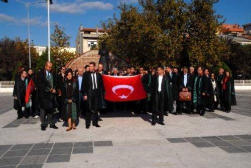 Tüm Türkiye 24 şehidi için ayakta - Resim 23