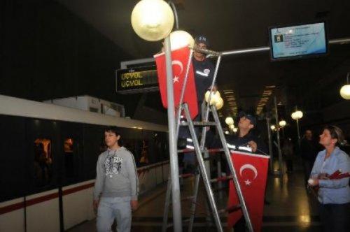 Tüm Türkiye 24 şehidi için ayakta - Resim 9