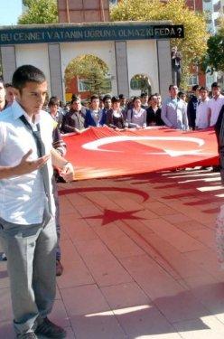 Tüm Türkiye 24 şehidi için ayakta - Resim 87