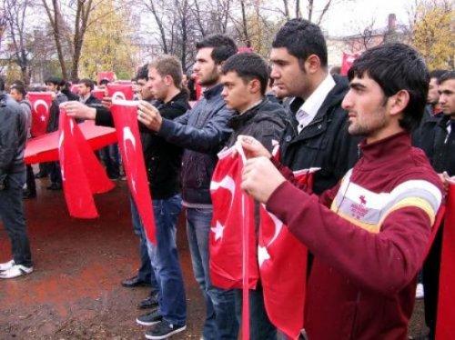 Tüm Türkiye 24 şehidi için ayakta - Resim 18
