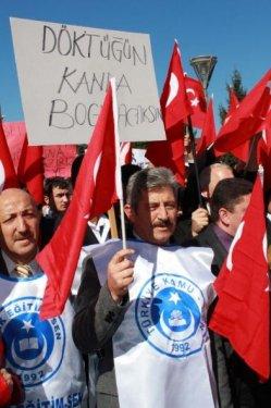 Tüm Türkiye 24 şehidi için ayakta - Resim 25