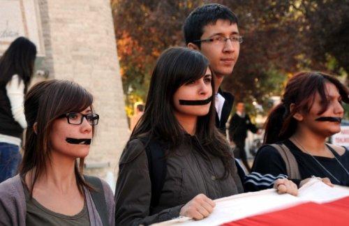 Türkiye 24 şehidi için sokaklara döküldü