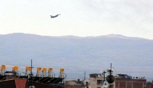 PKK kampları bombalanıyor - Resim 4