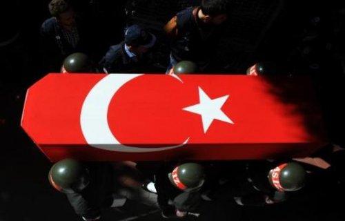 Dünya basını şehit cenazelerini böyle gördü - Resim 14