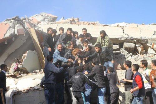 Van depreminden son görüntüler