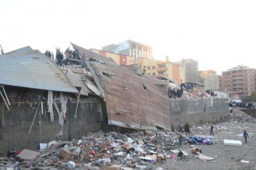 Van depreminden son görüntüler