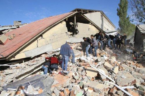 Van depreminden son görüntüler