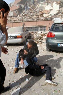 Van depreminden son görüntüler