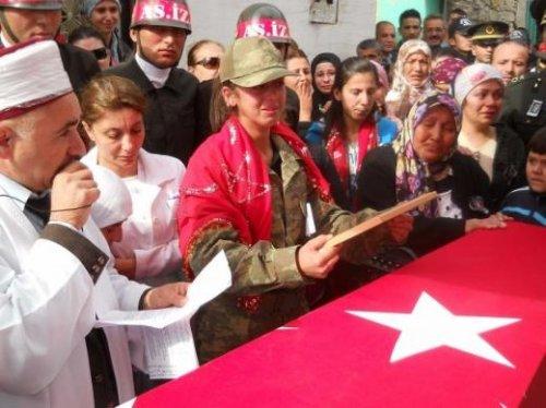 Şehide doğum gününde son veda