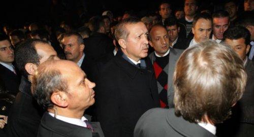 Erdoğan inceleme yaparken deprem oldu