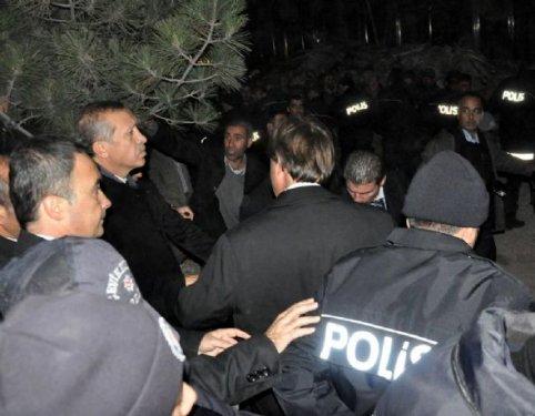 Erdoğan inceleme yaparken deprem oldu