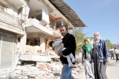 Van'da deprem sabahı - Resim 13