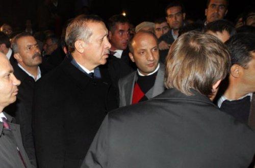 Erdoğan inceleme yaparken deprem oldu