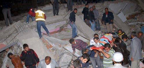 Kare kare Van depremi