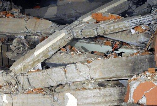 Kare kare Van depremi