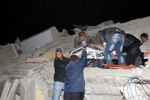 Kare kare Van depremi