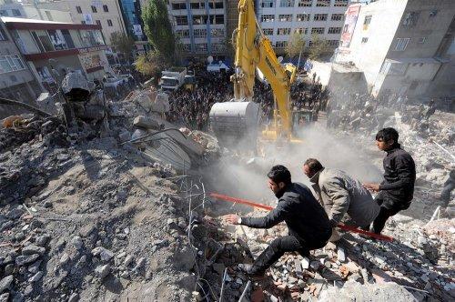 Kare kare Van depremi