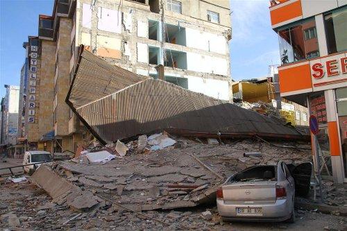 Kare kare Van depremi