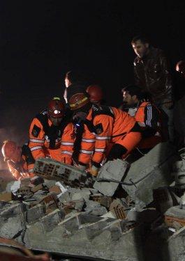 Kare kare Van depremi