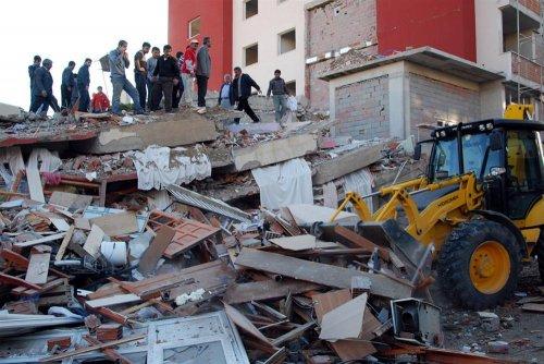 Kare kare Van depremi