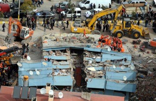 Van'da kar yağışı başladı