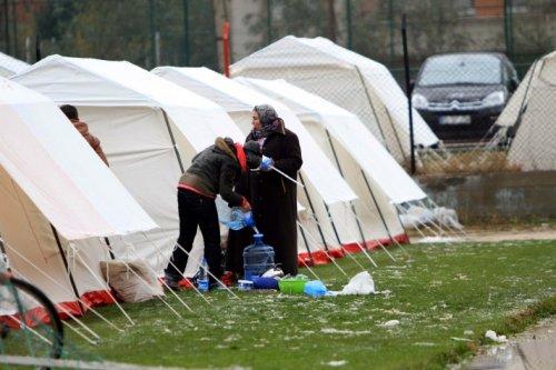 Van'da kar yağışı başladı