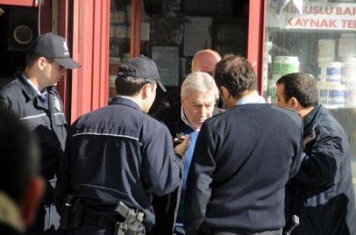 İşyerini basan seyise köpüklü müdahale