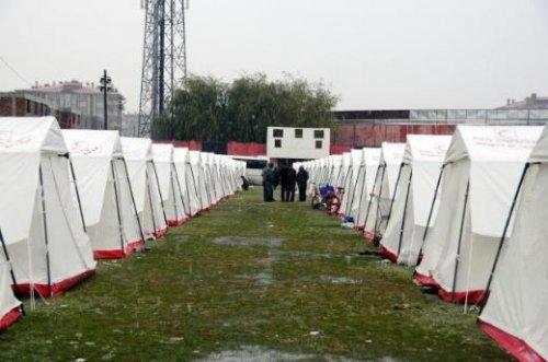 Van'da kar yağışı başladı