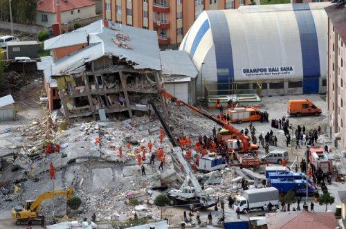 Van'da kar yağışı başladı