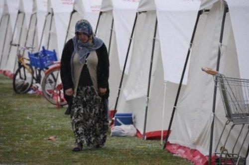 Van'da kar yağışı başladı