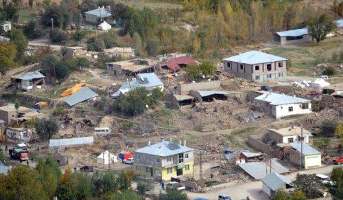 Van'da kar yağışı başladı