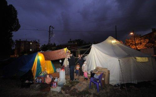 Van'da kar yağışı başladı