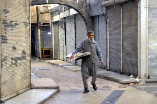 Diyarbakır esnafı kepenk kapattı - Resim 9
