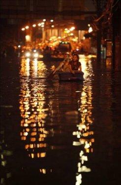 Tayland'da yüzyılın en büyük doğa felaketi - Resim 56