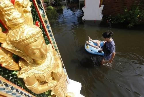 Tayland'da yüzyılın en büyük doğa felaketi - Resim 40