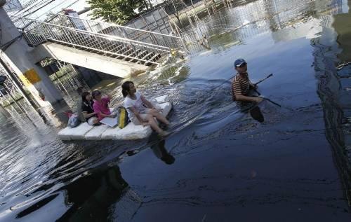 Tayland'da yüzyılın en büyük doğa felaketi - Resim 23
