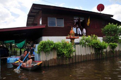 Tayland'da yüzyılın en büyük doğa felaketi - Resim 1