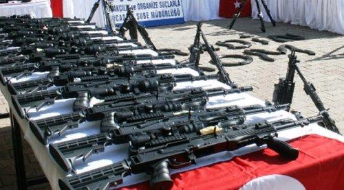PKK'nın 88 adet suikast silahı ele geçirildi - Resim 6