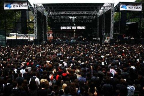 Van İçin Rock konserinden kareler 