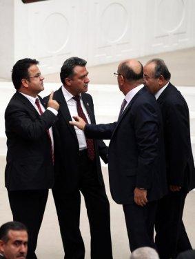 Meclis'te Türkeş kavgası
