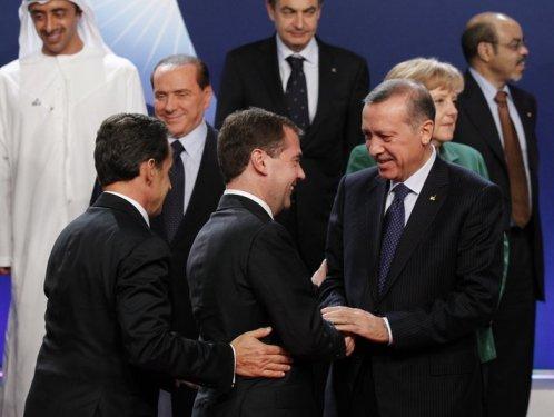 Erdoğan Berlusconi'yi çizdi - Resim 12