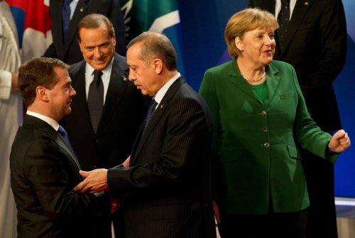Erdoğan Berlusconi'yi çizdi - Resim 10