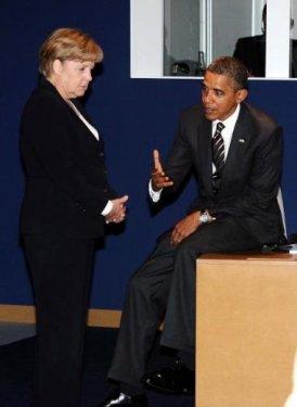 Merkel Obama'nın karşısında el pençe - Resim 18