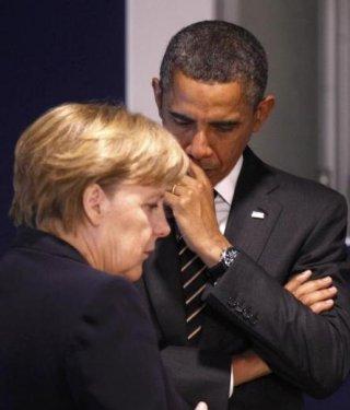 Merkel Obama'nın karşısında el pençe - Resim 4