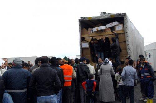 Kılıçdaroğlu depremzedelerle bayramlaştı - Resim 14