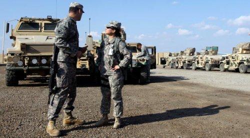 ABD Irak'taki en büyük üssü boşaltıyor 