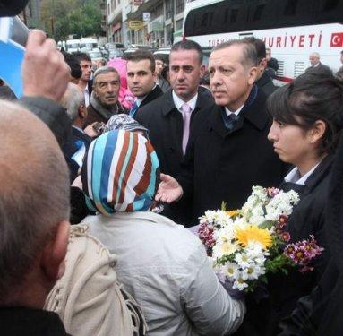 Başbakan Erdoğan baba ocağı Rize'de - Resim 4