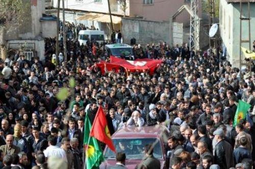PKK'lı cenazesinde olay çıktı - Resim 1